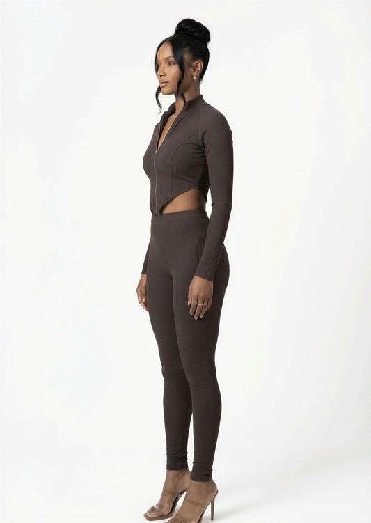 AMORY-BROWN TWO PIECE SET